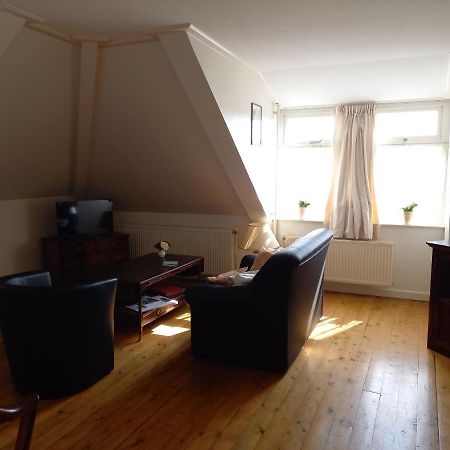 Hotel 'T Doktershus Lemmer Exteriör bild