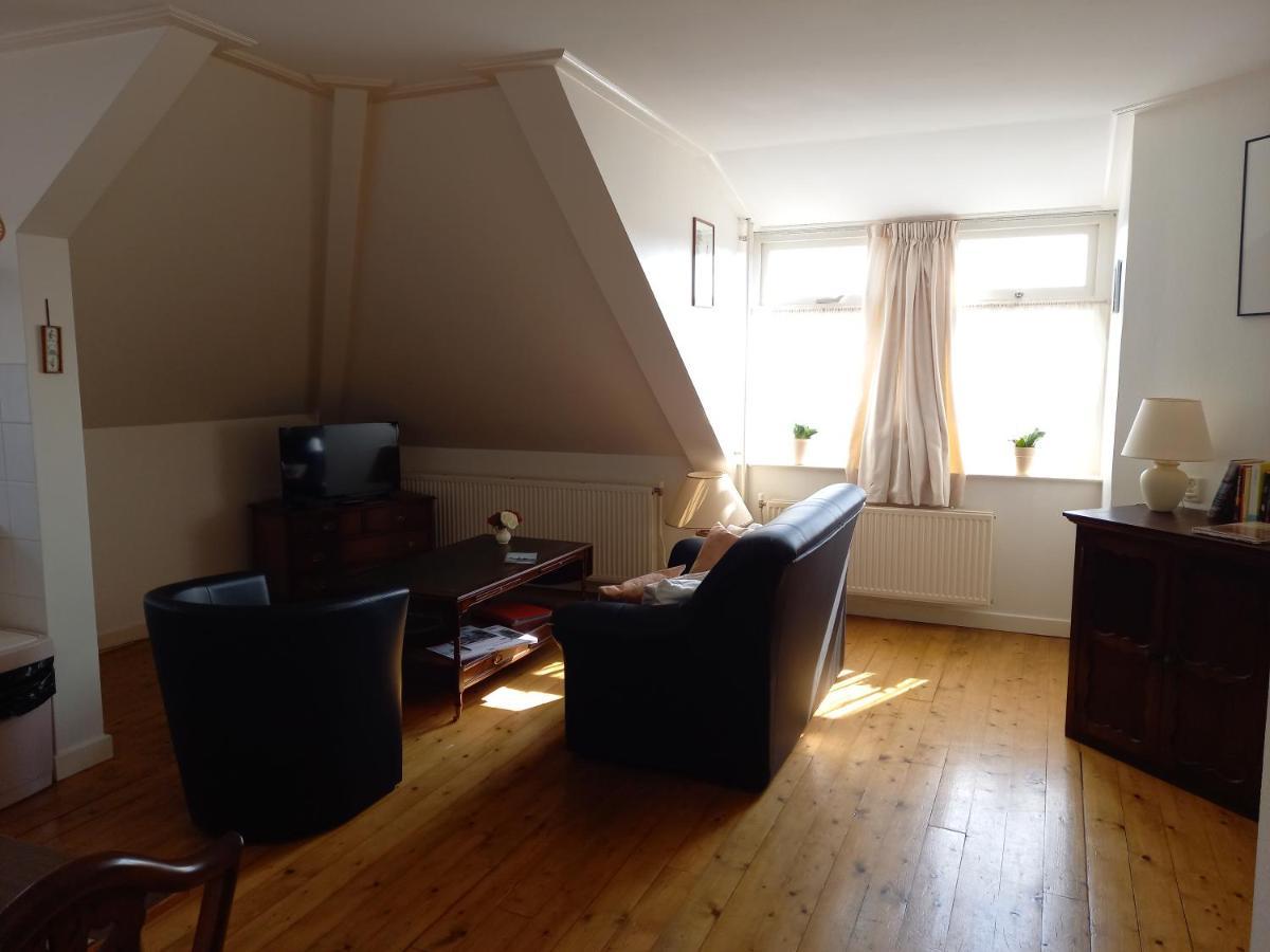 Hotel 'T Doktershus Lemmer Exteriör bild